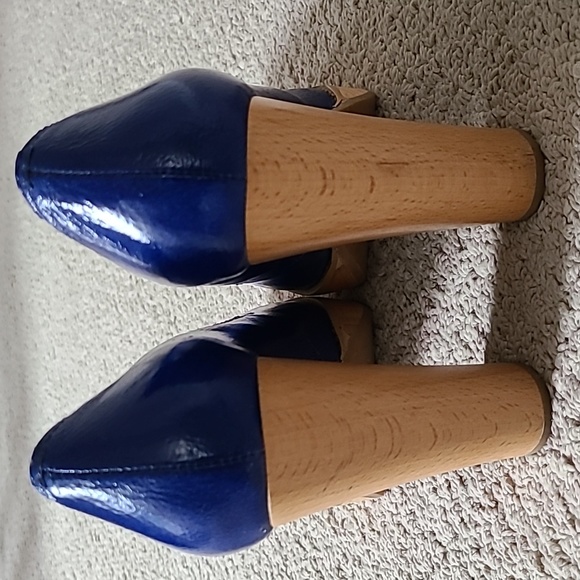 Michael Kors heels - Picture 3 of 6